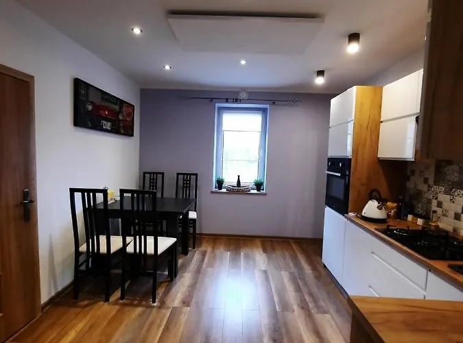 Wilhelmina 75m2 شقة