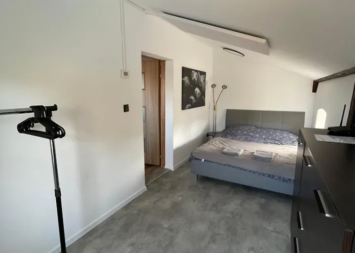 Wilhelmina 75m2 شقة